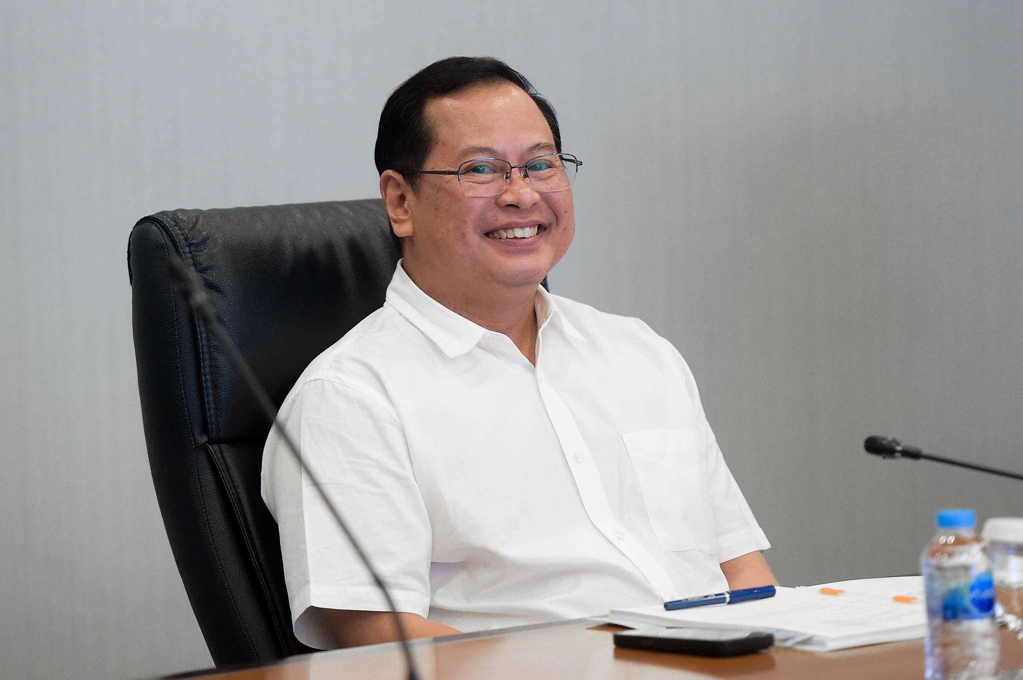 Deputy Prime Minister (Mr. Pakorn Nilprapunt) chairs the meeting of the integrated plan on anti-corruption and misconduct at Meeting Room 301, Command Building 1, Government House.
