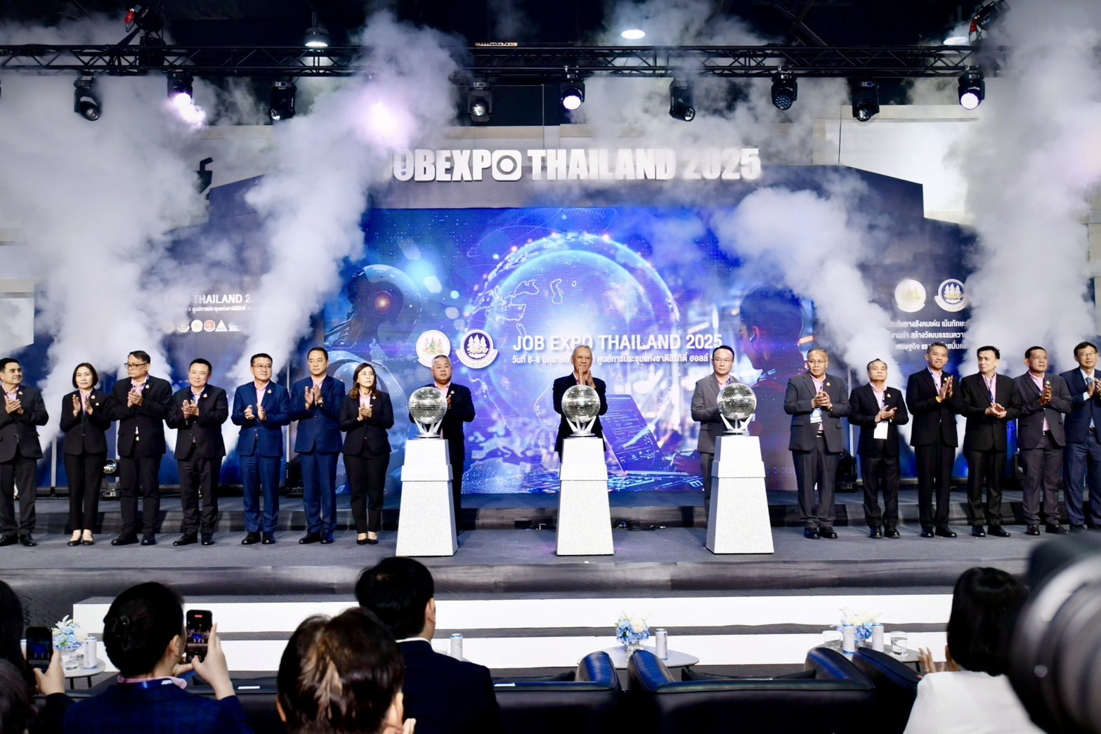 เริ่มแล้ว!! JOB EXPO 2025 “พิพัฒน์” นำทัพเปิดมหกรรมหางาน ที่มากกว่า…